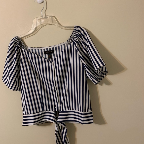 QED LONDON Stripped Tie Up Front Top size Large - Picture 2 of 14